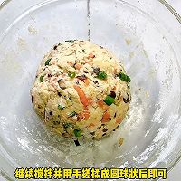 #春日尝鲜# Picture 4 of the recipe for Yam Vegetable Pancake