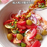 Refreshing Cold Noodles| Step 4 of the Recipe for European Olive Spicy Shrimp Cold Noodles