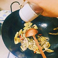 云南百花宴～干椒老瓦花的做法图解6