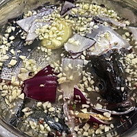 Step 6 of the Recipe for Garlic Hand-Shredded Bass