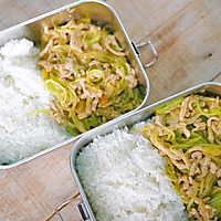 #做川菜用豪吉#《打工人小食堂》咔咔脆榨菜肉丝盖饭的做法图解5