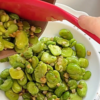 Step 4 for Olive and Fried Broad Beans